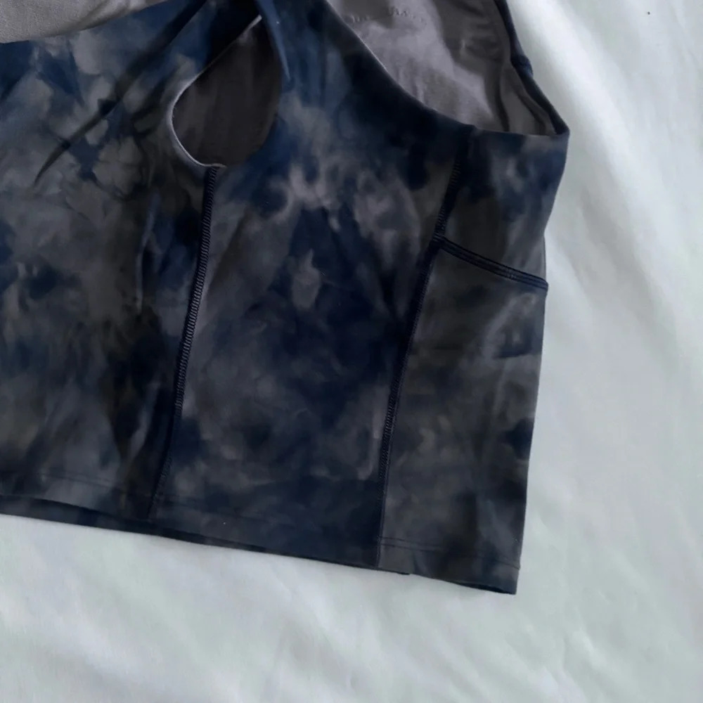 99 ๐๐ค Lululemon Key to Balance Tank - Diamond Dye Lunar Rock True Navy - Picture 8 of 12